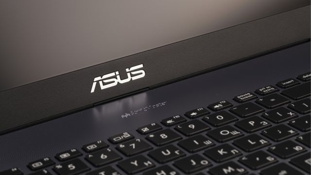 Asus-computer-photo